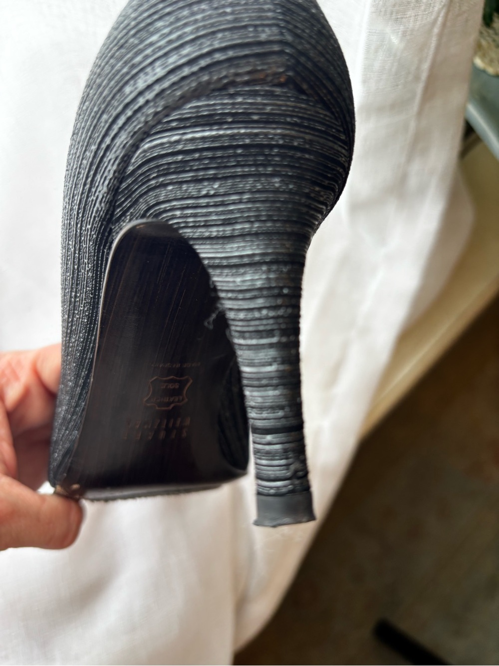 Stuart Weitzman Black Ribbed Pointed-Toe Pump - Picture 5 of 13